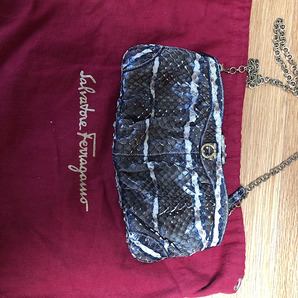 Ferragamo skin leather bag